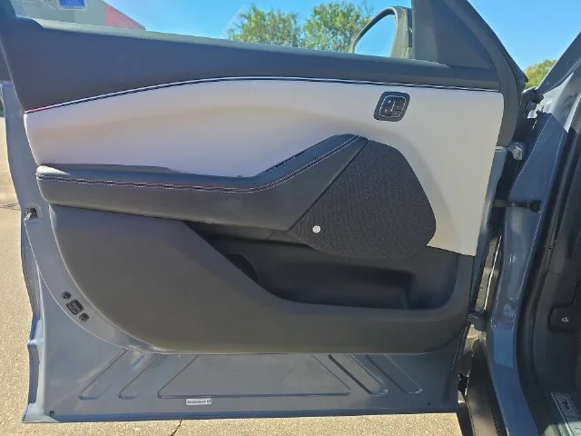 Used 2023 Blue Ford Premium image 28