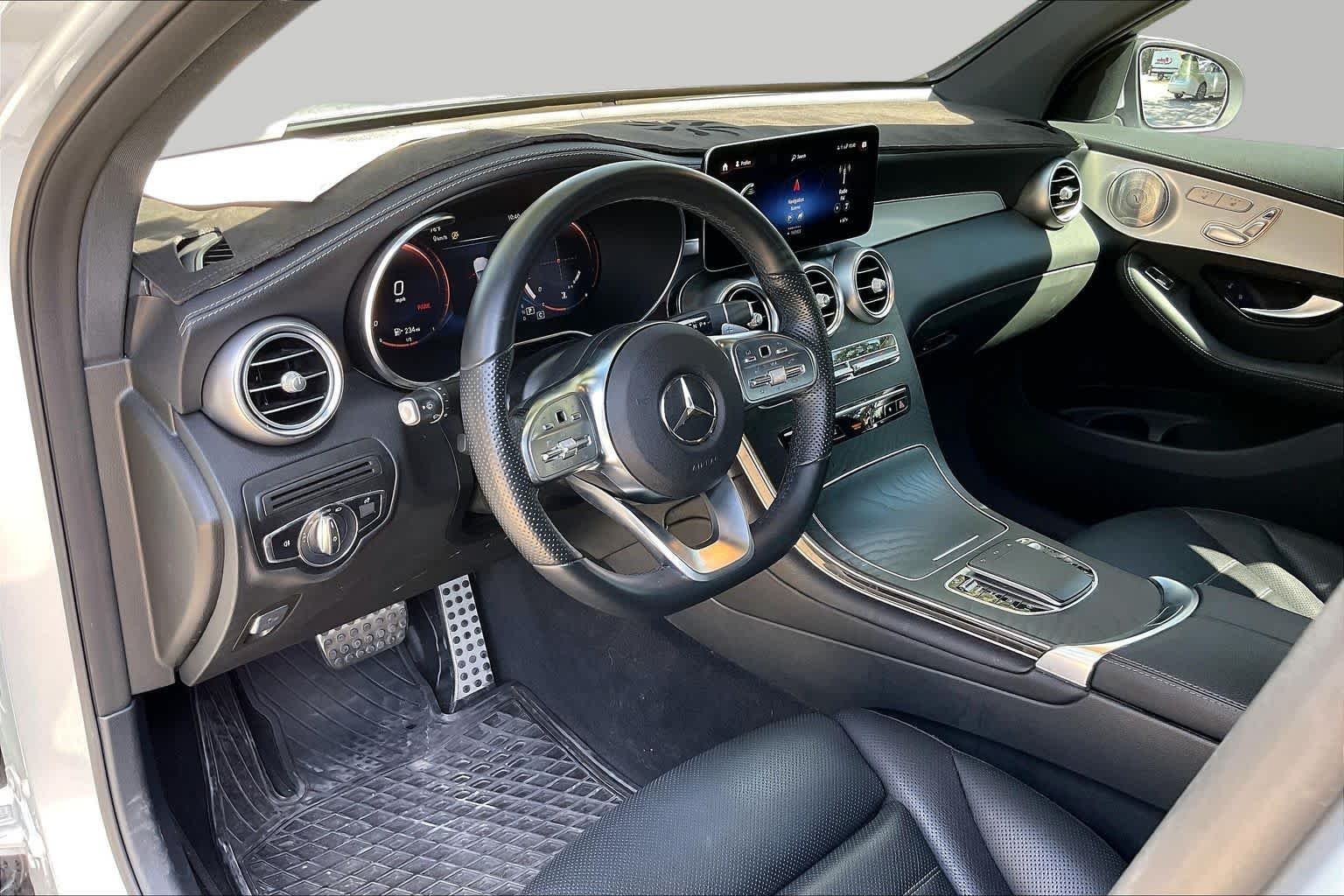 Used 2021 Cirrus Silver Metallic Mercedes-Benz GLC 300 image 17
