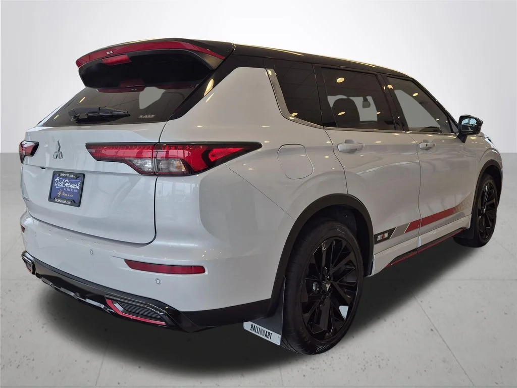 Used 2024 White Mitsubishi SE Ralliart image 7