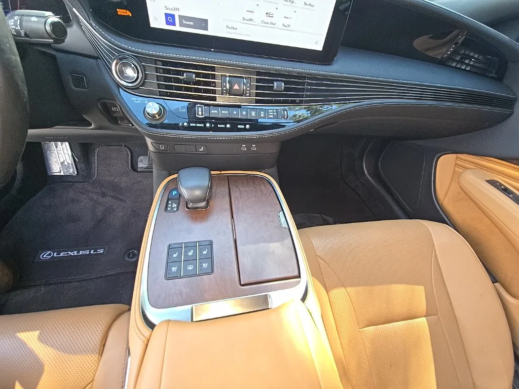 Certified Used 2024 Silver Lexus 500 Base image 23