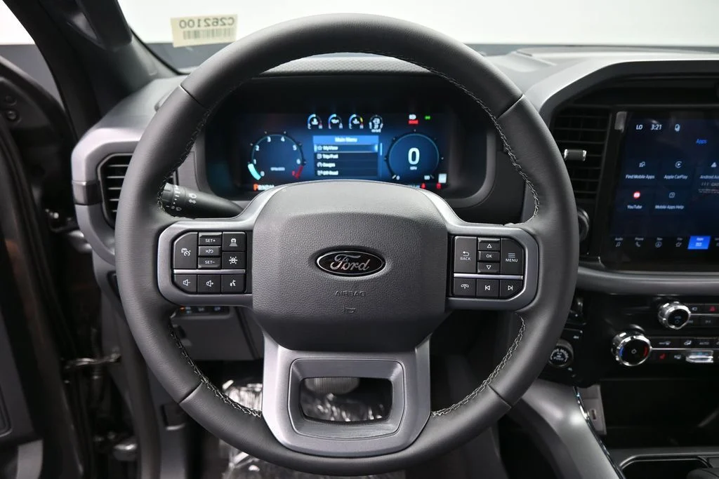 New 2026 Carbonized Gray Metallic Ford XLT image 11