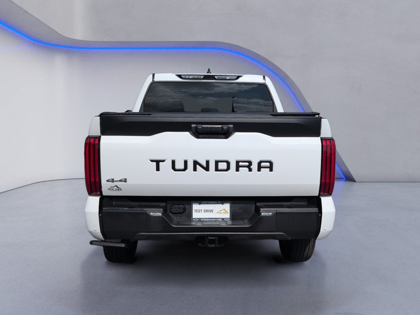 Used 2024 White Toyota SR5 image 14