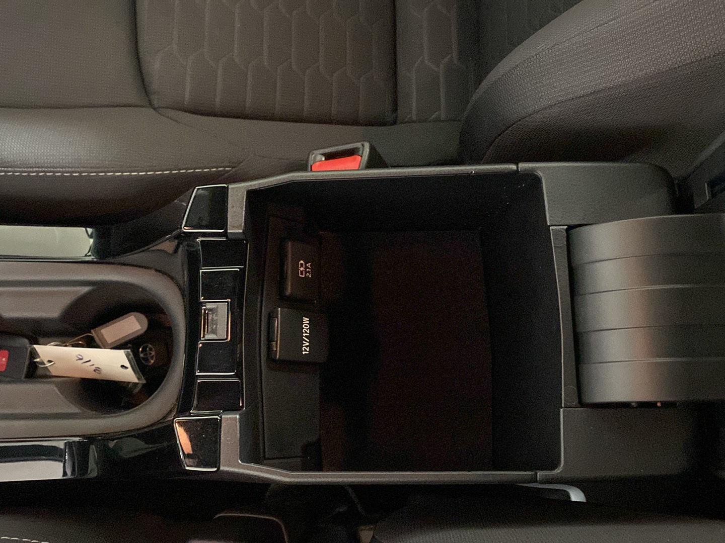 Used 2019 Classic Silver Metallic Toyota SE image 21