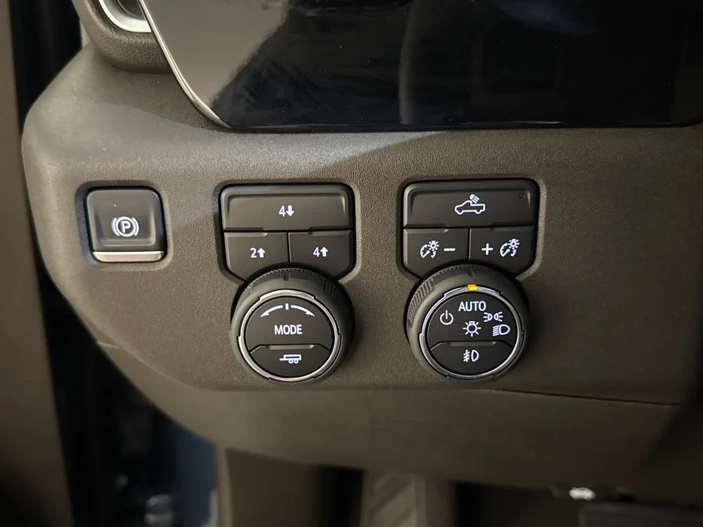 Certified Used 2025 Blue Chevrolet LT image 19