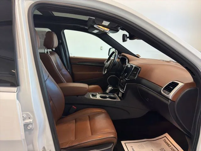 Used 2021 White Jeep Summit image 36