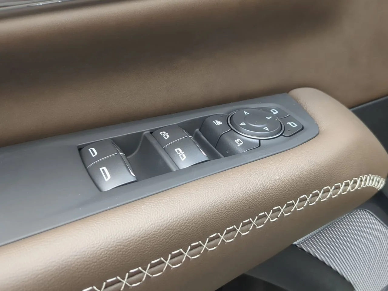 New 2026 Titanium Rush Metallic GMC Denali Ultimate image 24