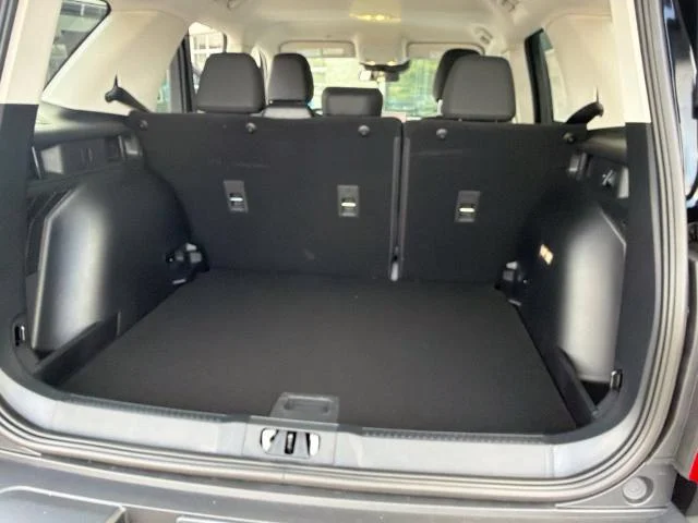 New 2026 Shadow Black Ford Big Bend® image 38