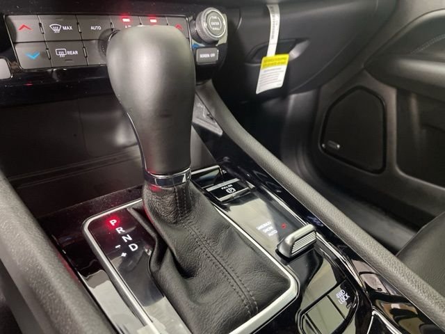 New 2026 Hydro Blue Pearlcoat Jeep Latitude image 37