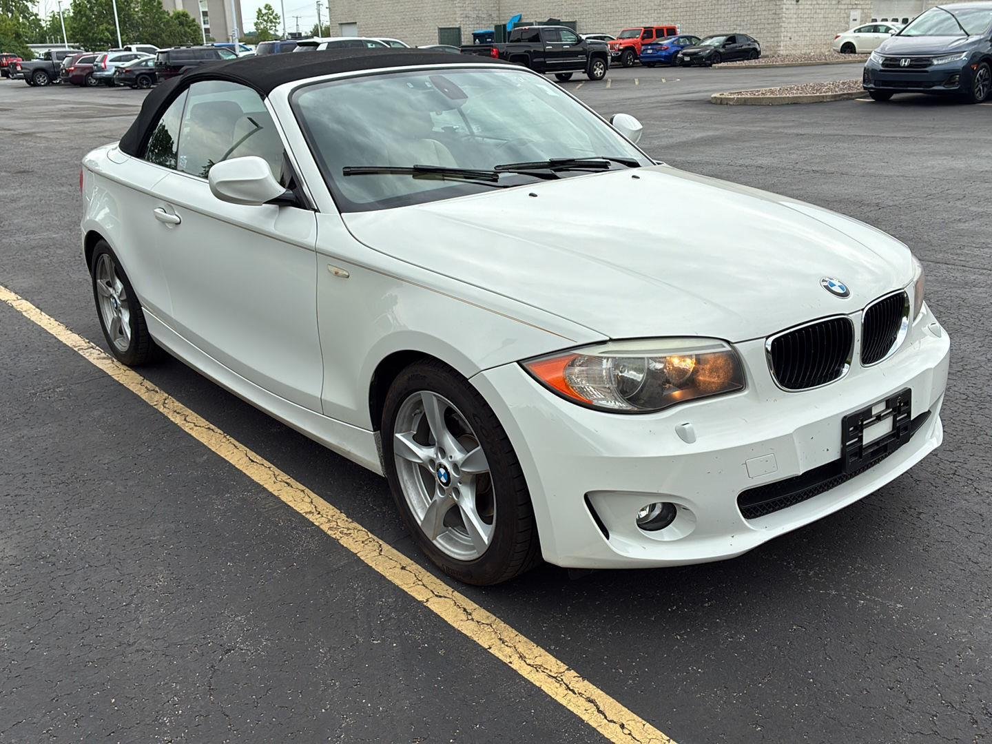 Used 2012 Alpine White BMW 128i image 15