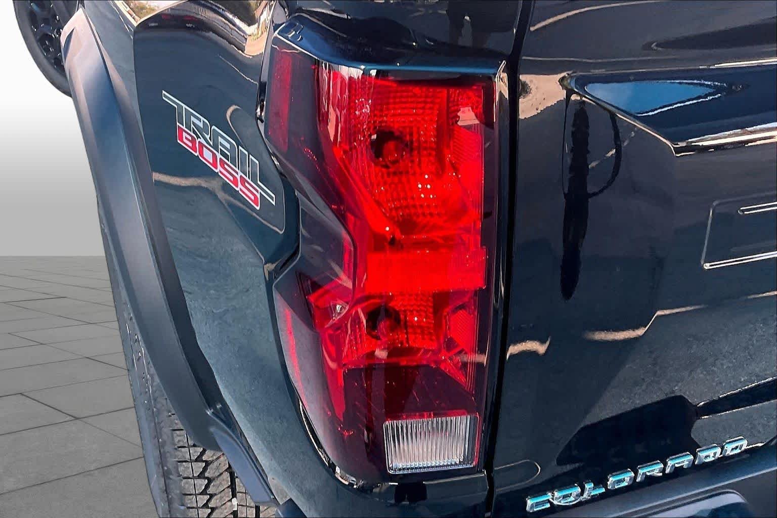 2026 Chevrolet Colorado Trail Boss - Photo 14