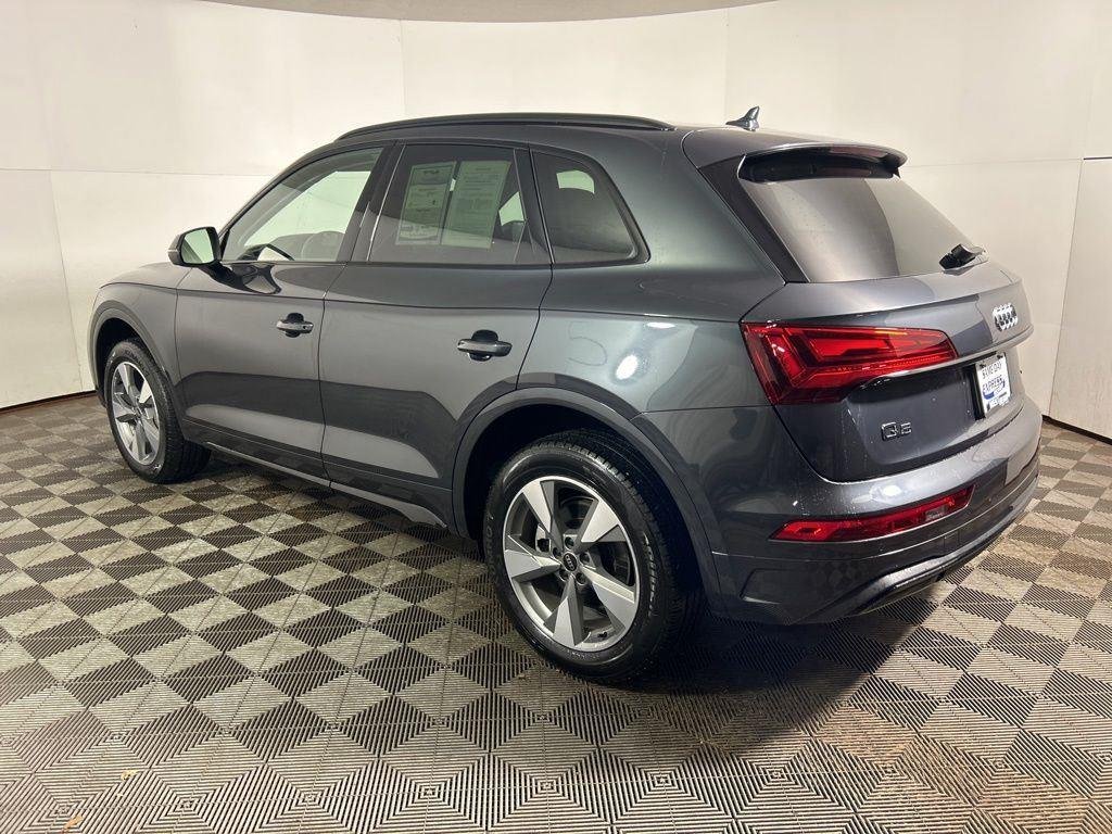 Used 2025 Manhattan Gray Metallic Audi 40 Premium image 10