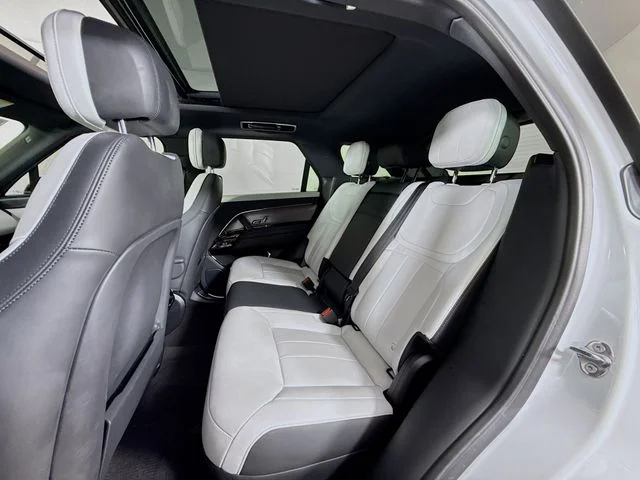 Certified Used 2025 White Land Rover Dynamic SE image 24