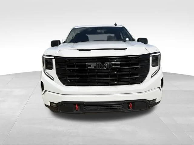 Used 2024 White GMC Elevation image 9