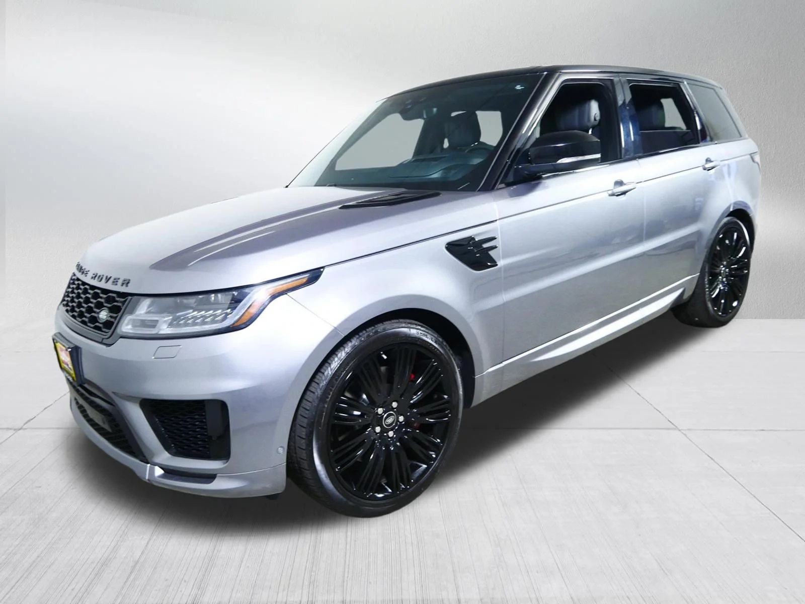 Used 2021 Eiger Grey Metallic Land Rover HSE Dynamic image 3