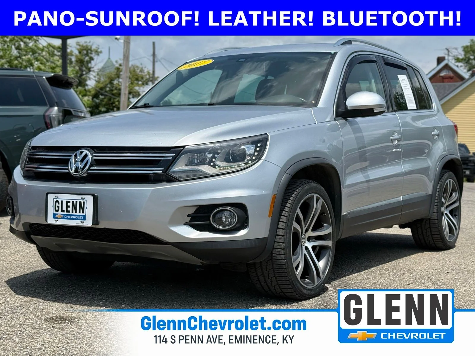 2017 Volkswagen Tiguan 2.0T SEL 4Motion's photo