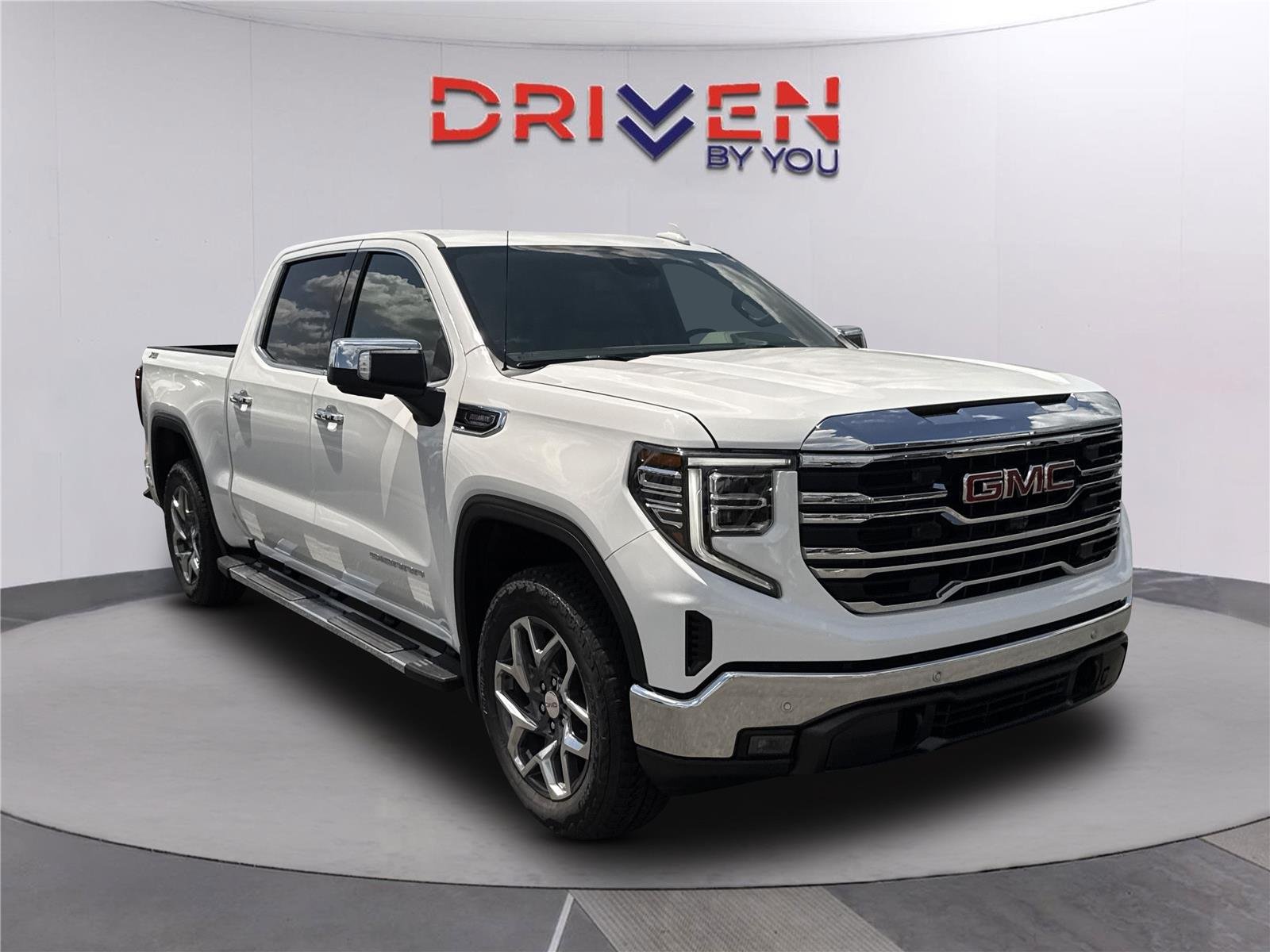 New 2026 Summit White GMC SLT image 1