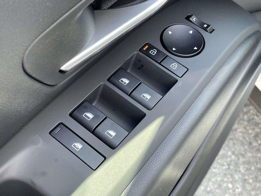 New 2026 White Hyundai SEL AWD image 14