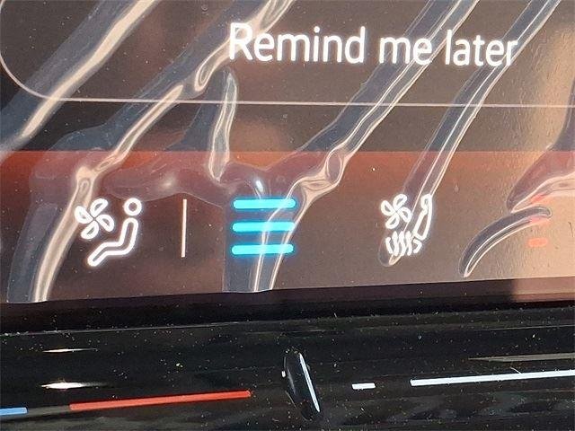 2025 Volkswagen ID. Buzz PRO S - Photo 17