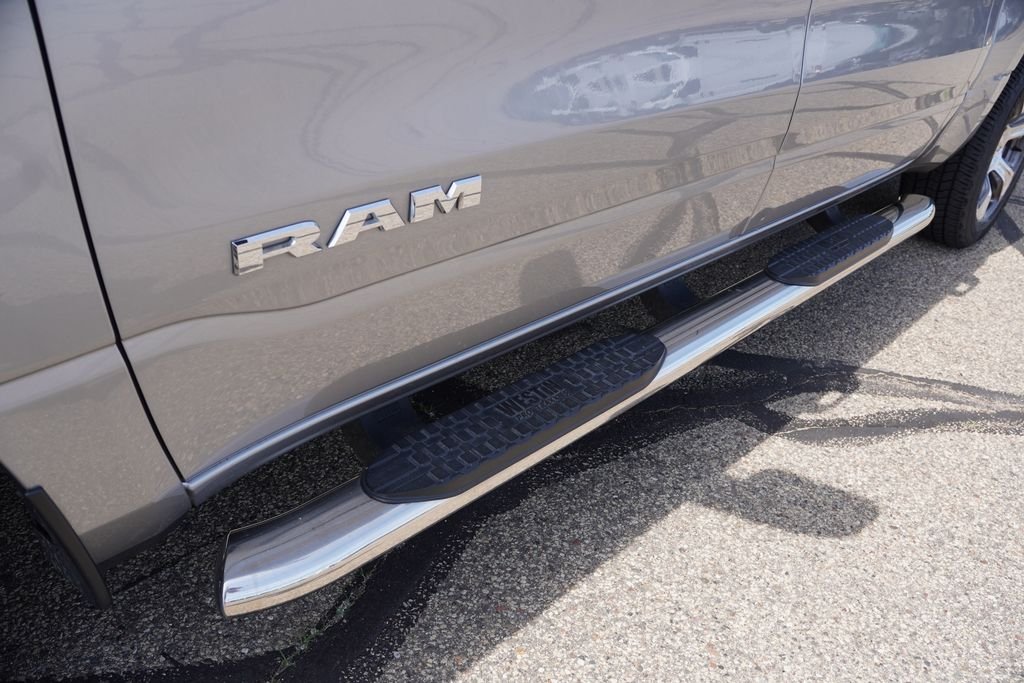 Certified Used 2023 Billet Silver Metallic Clearcoat Ram Laramie image 15