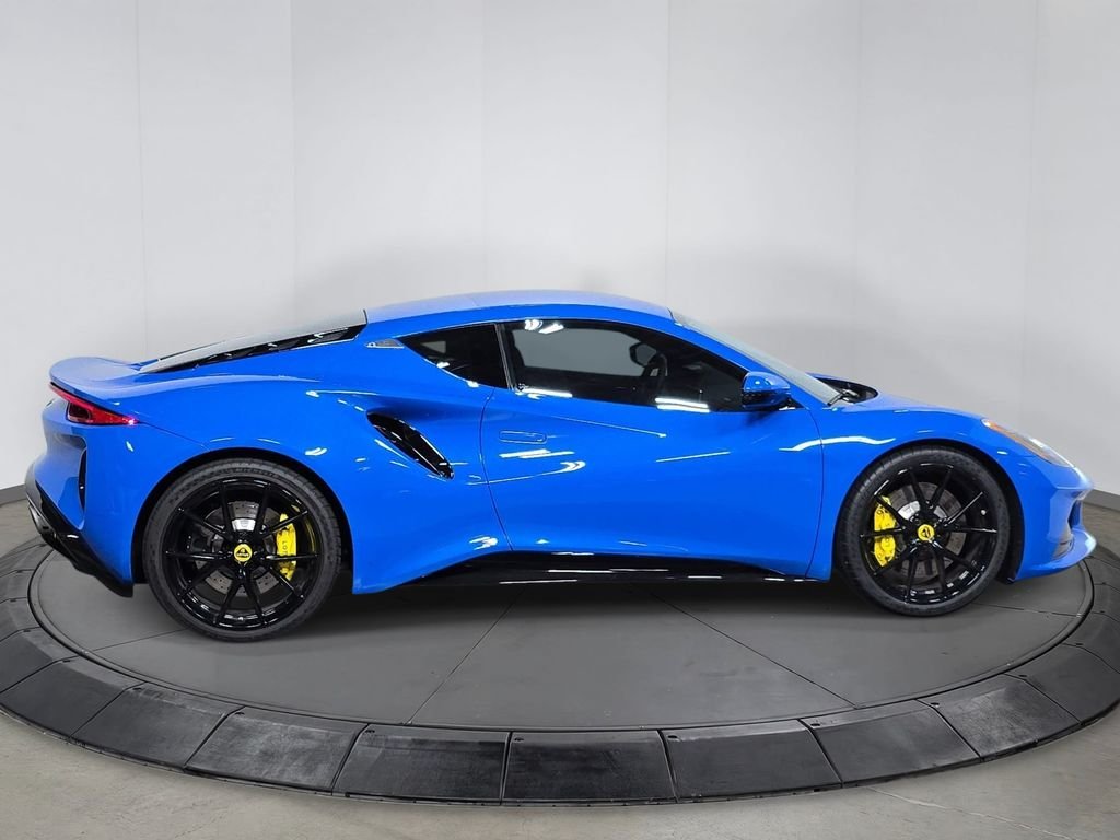 Used 2024  Lotus V6 image 8