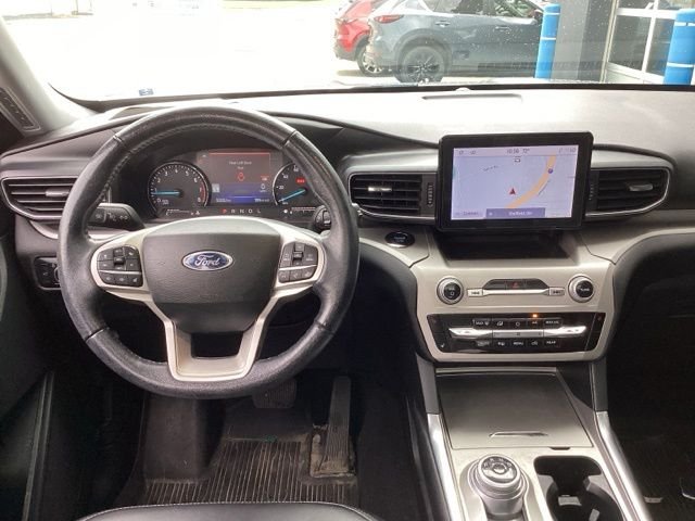 Certified Used 2023 Silver Ford XLT image 19