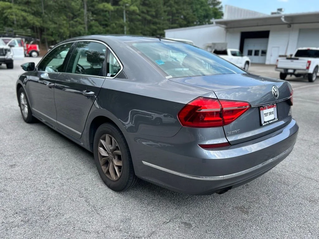 Used 2016 Gray Volkswagen 1.8T S image 5