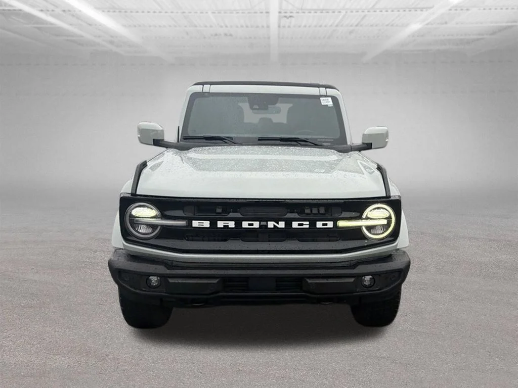 Certified Used 2023 Cactus Green / Gray Ford Outer Banks image 3