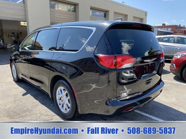 Used 2023 Black Chrysler LX image 25