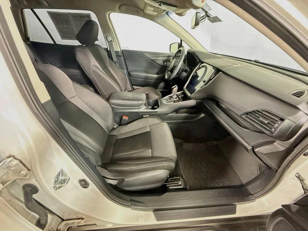 Used 2022 Crystal White Pearl Subaru Premium image 27