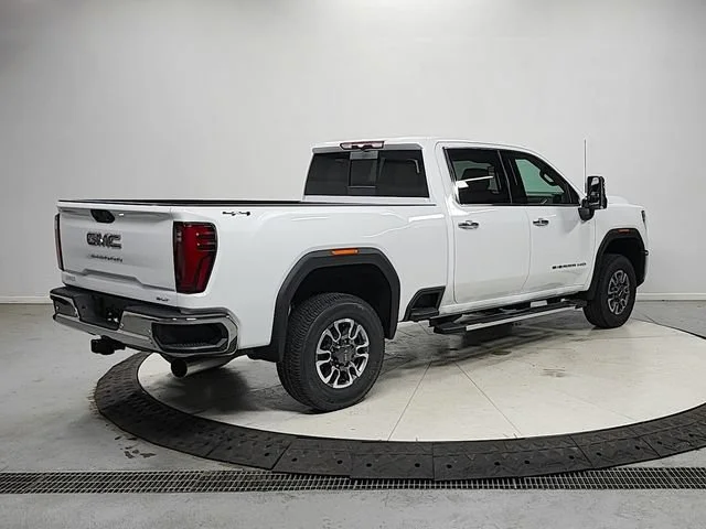 2026 GMC Sierra 2500HD SLT - Photo 7