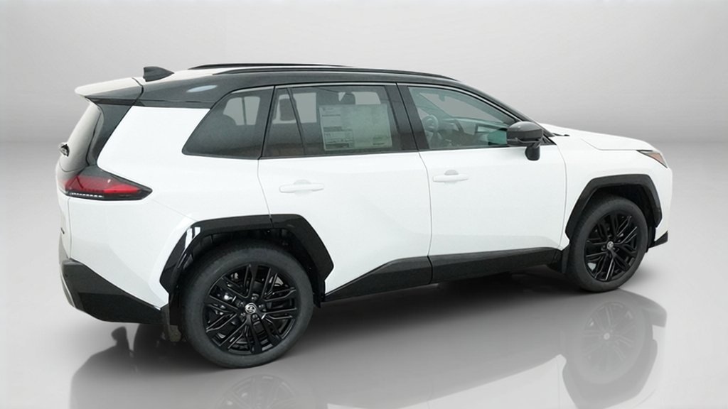 New 2026 Wind Chill Pearl with Midnight Black Metallic roof Toyota XSE image 10
