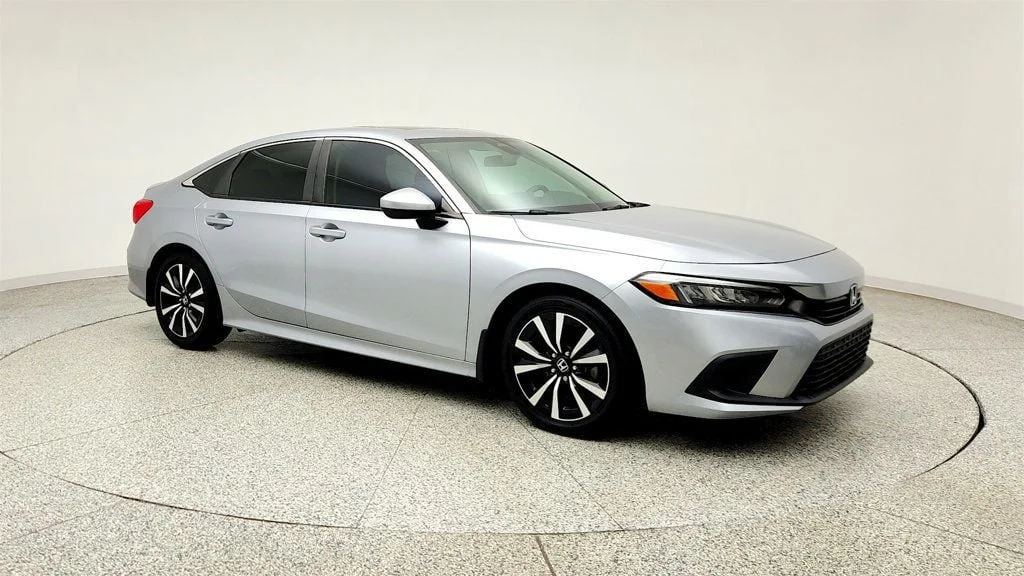 Used 2022 Lunar Silver Metallic Honda EX CVT image 3