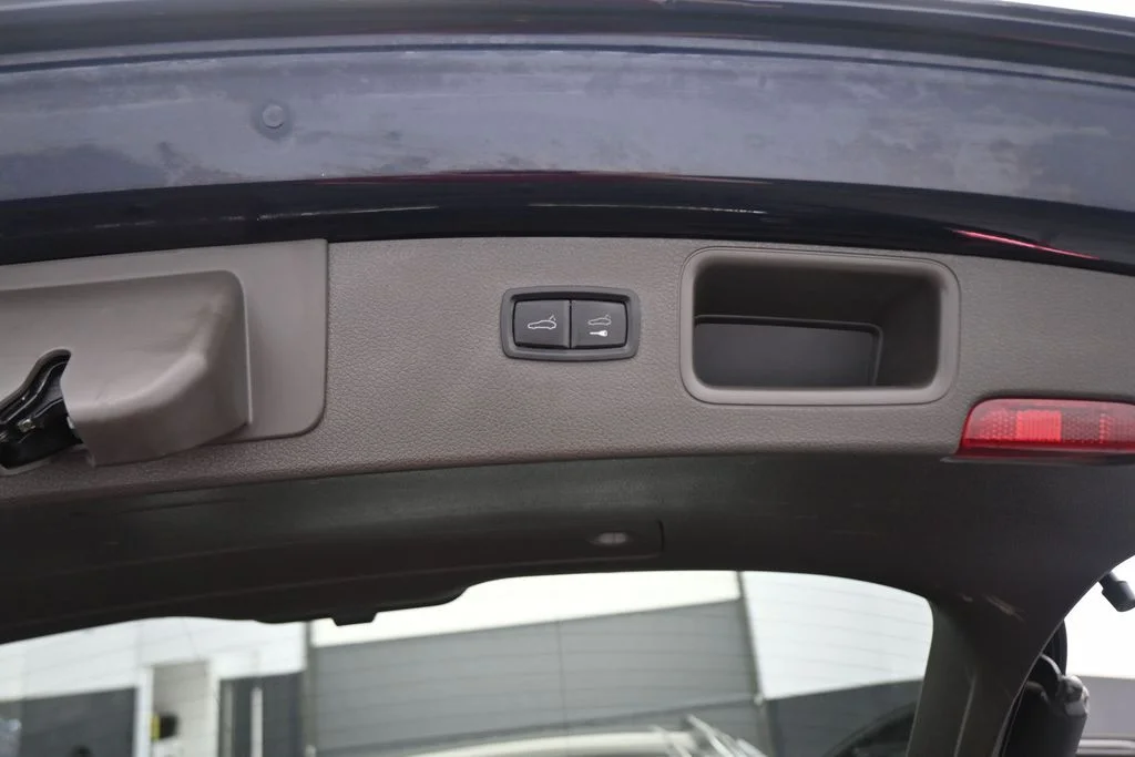 Used 2021  Porsche GTS image 41