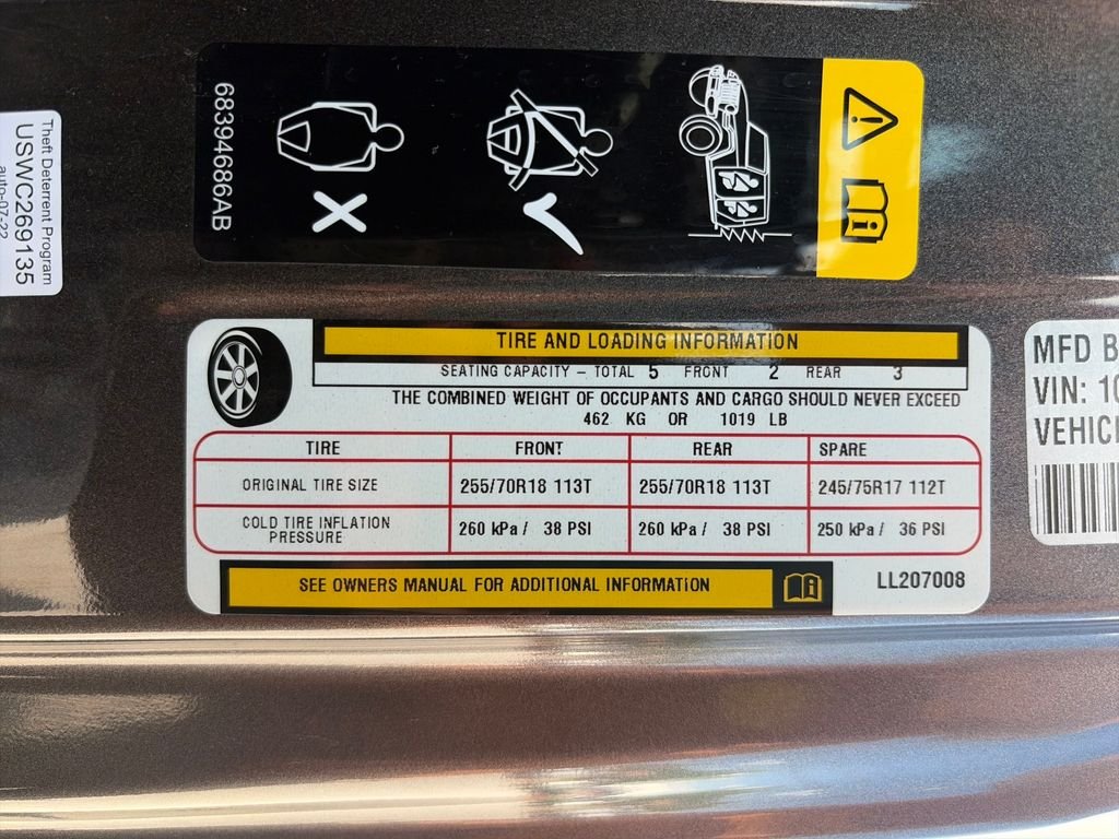 Used 2020 Gray Jeep Overland image 29