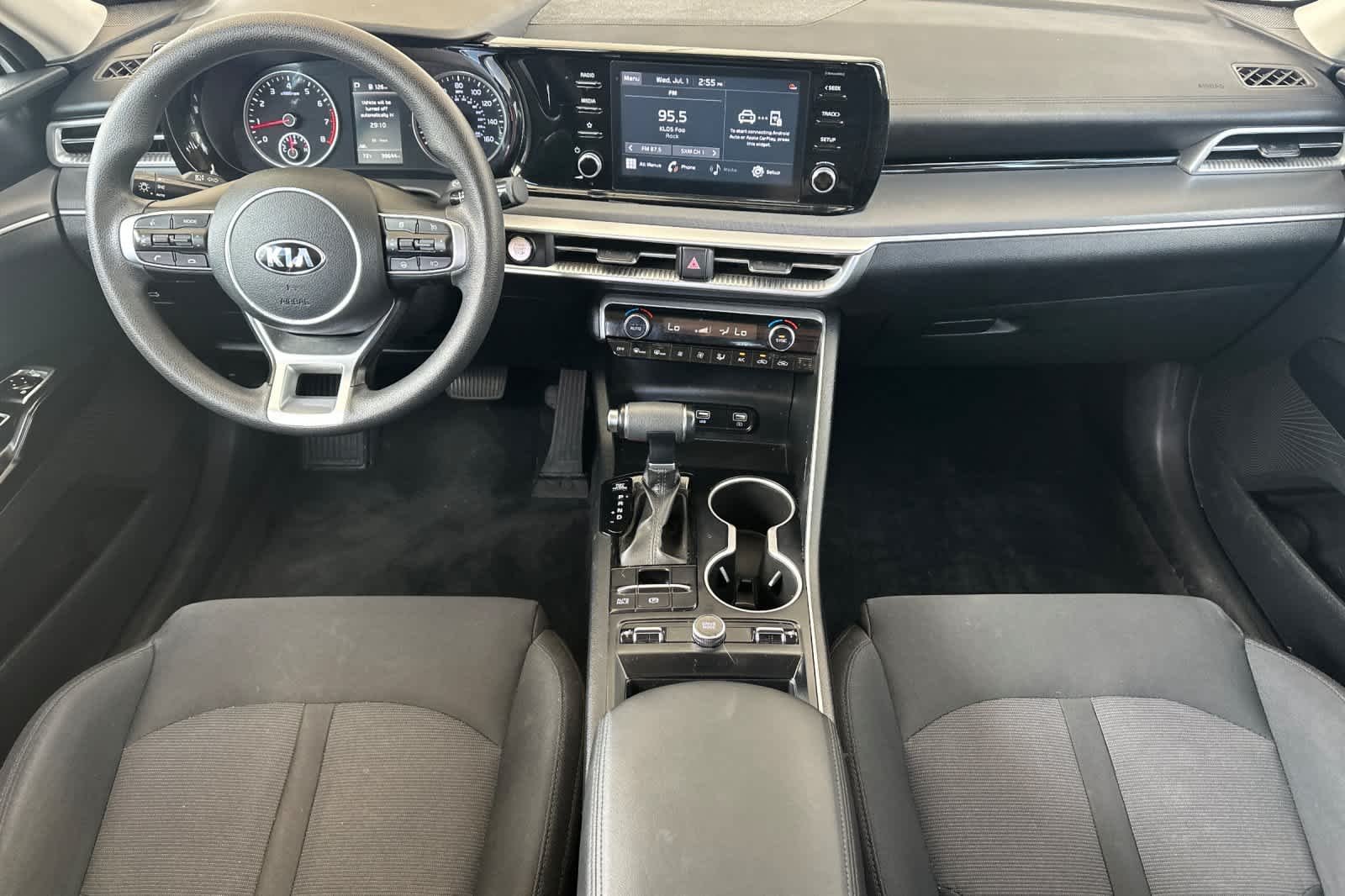 Used 2021 Glacial White Pearl Kia LXS image 14