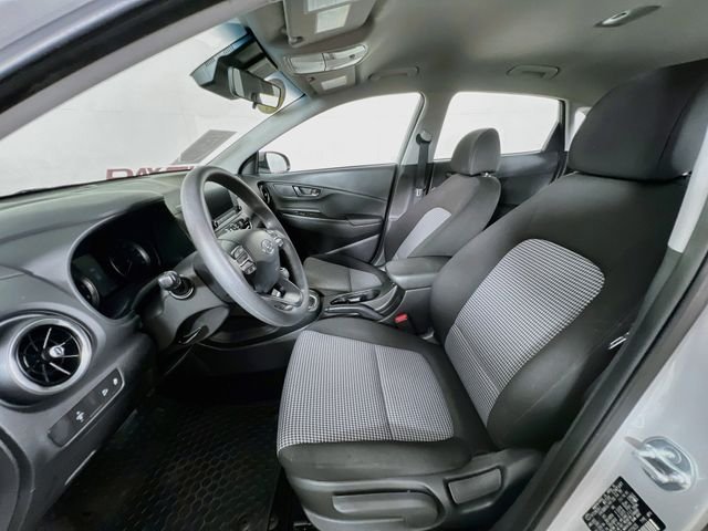 2023 Hyundai Kona SE - Photo 10