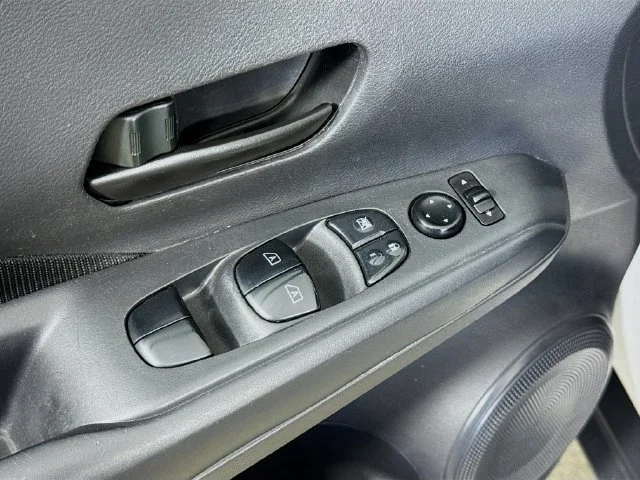 2023 Nissan Kicks S - Photo 18