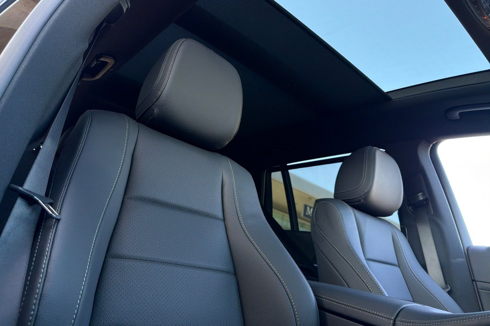 New 2026 Obsidian Black Metallic Mercedes-Benz GLS 450 image 3