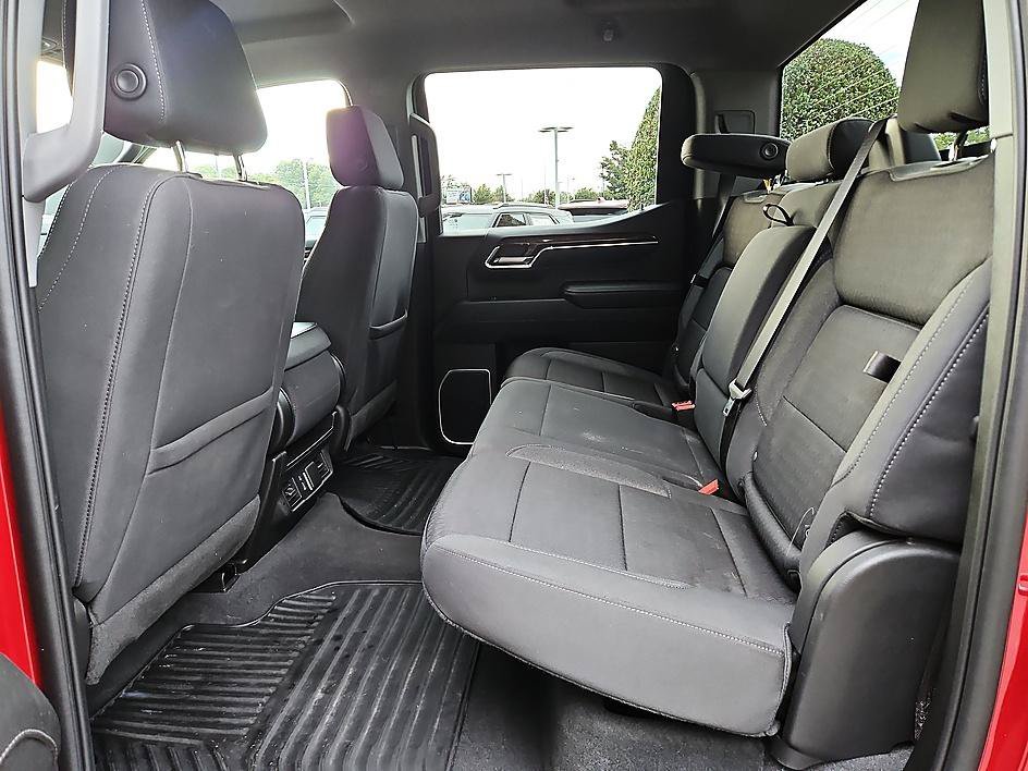 Used 2023 Volcanic Red Tintcoat GMC Elevation image 11
