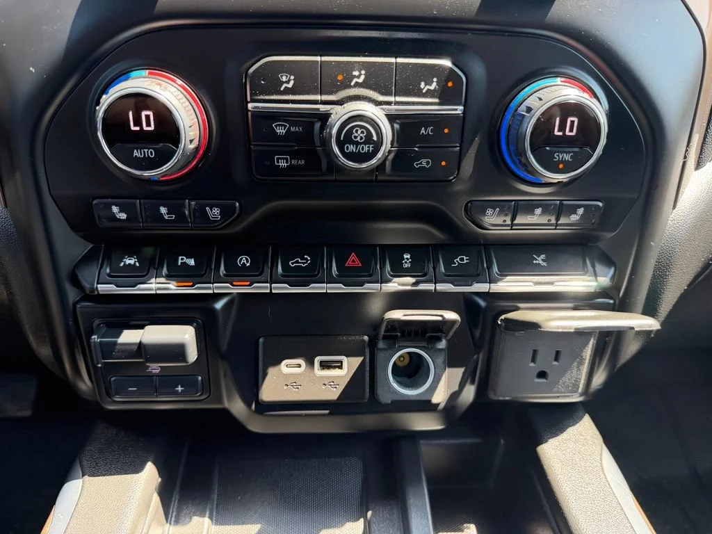 2020 Chevrolet Silverado 1500 High Country - Photo 24