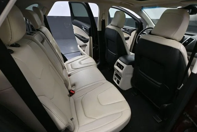 2021 Ford Edge Titanium - Photo 43