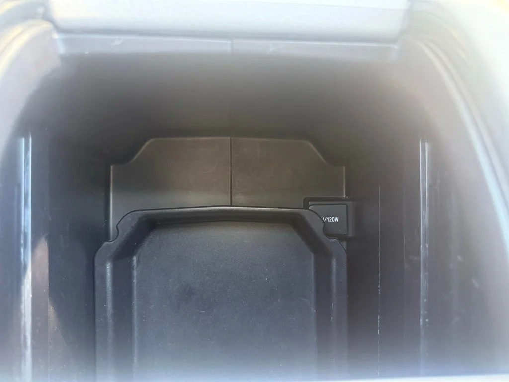 Certified Used 2019 Blizzard Pearl Toyota XLE image 26