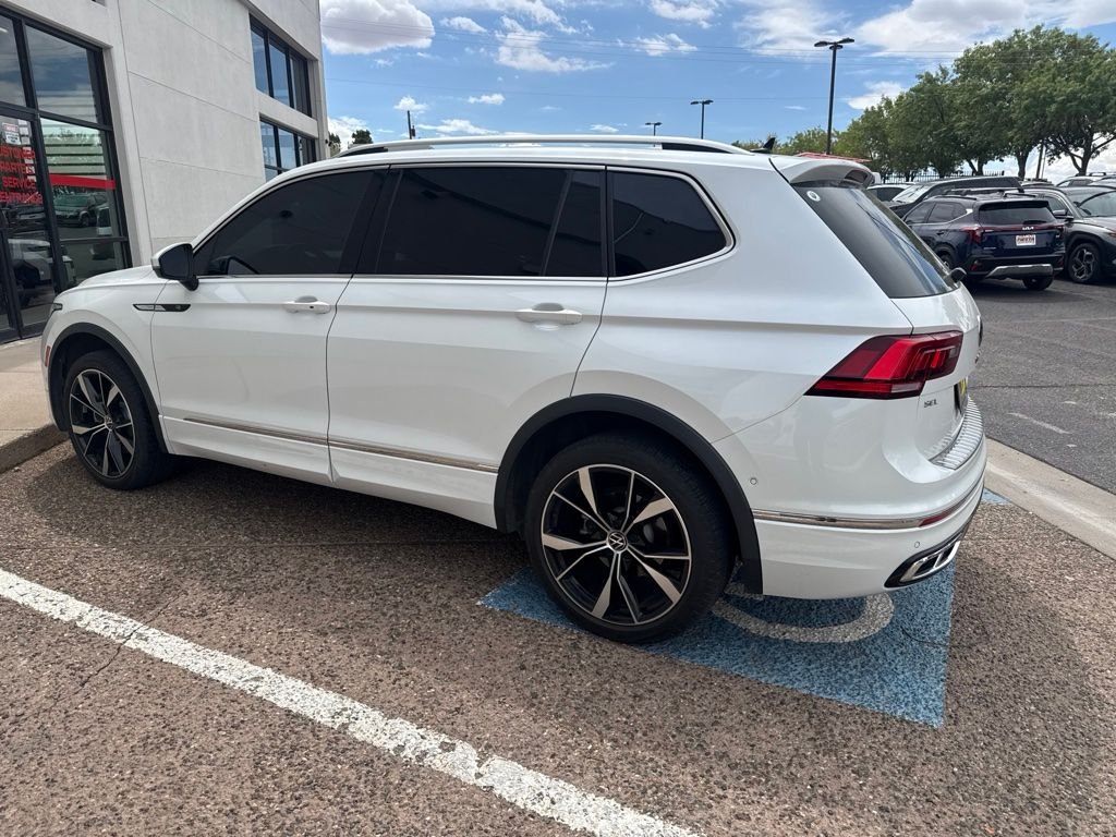 Used 2022 White Volkswagen 2.0T SEL R-Line image 3