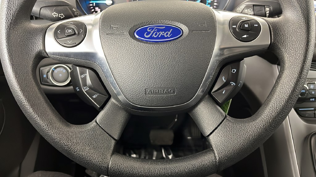 Used 2014 Ingot Silver Ford SE image 22