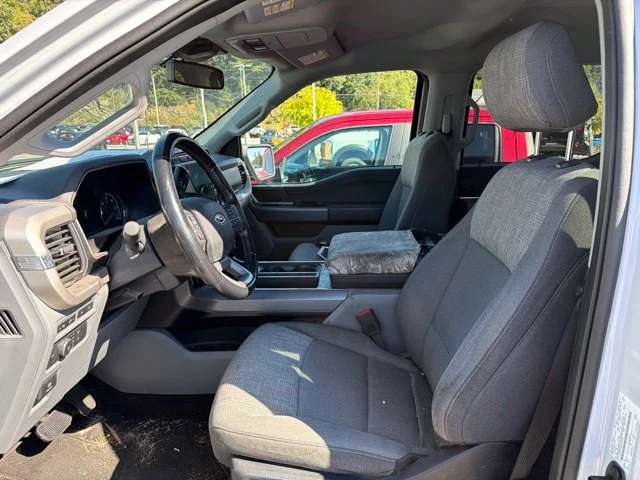Used 2021 White Ford XLT image 10