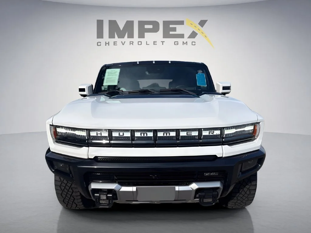 Used 2024 Interstellar White GMC 2X image 8