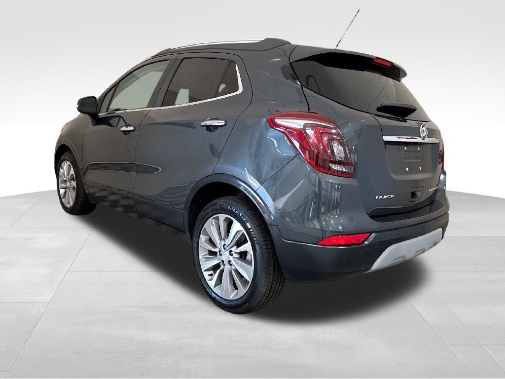 Used 2018 Gray Buick Preferred image 3