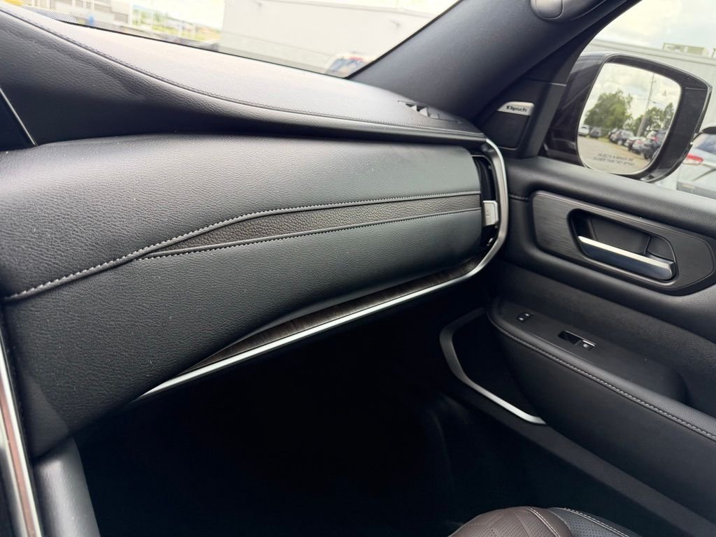 Used 2025 Black Nissan Platinum Reserve image 20
