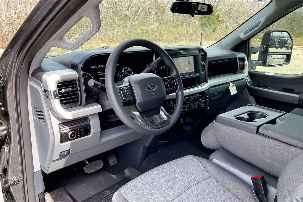 New 2026 Ford Super Duty F-250 XL 4D Crew Cab
