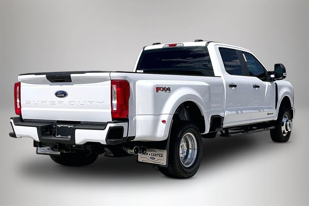 New 2026 Ford Super Duty F-350 XL 4D Crew Cab